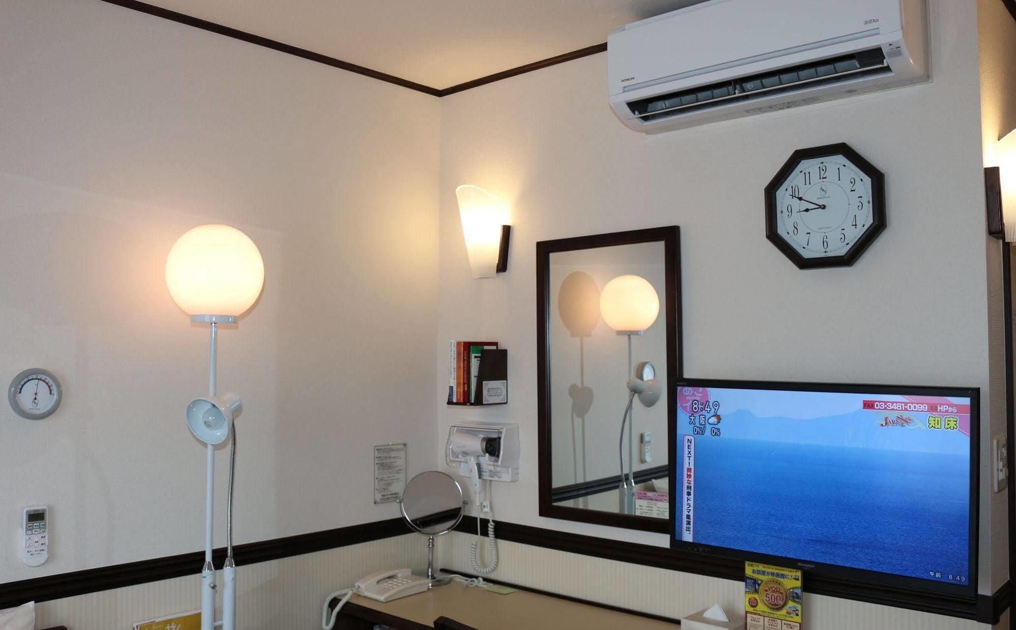 Toyoko Inn Okayama-Eki Nishiguchi Hiroba Exteriör bild